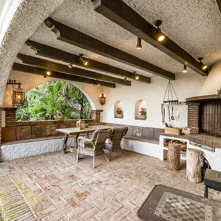 Vivi Homes - Costabella Pool, Sauna, Garden & * 马尔韦利亚