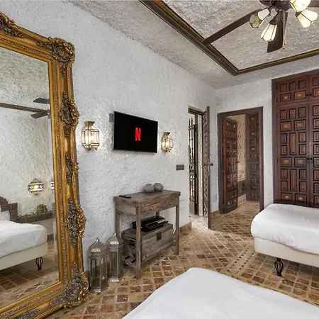Vivi Homes - Costabella Pool, Sauna, Garden & 别墅